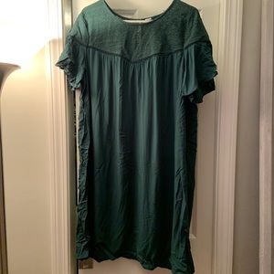 Lace neck shift dress green NWT XLT